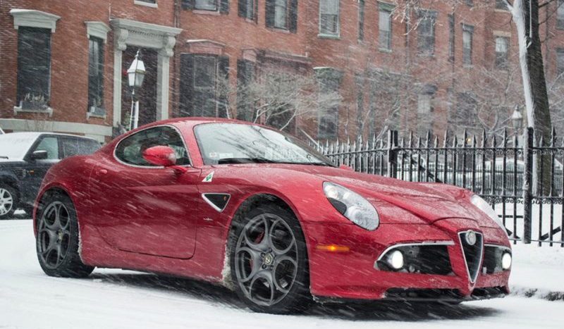 Illustration for article titled A Boston Blizzard Means Fun Time For This Alfa Romeo 8C Competizione